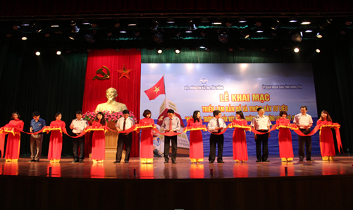 Triển lãm bản đồ và trưng bày tư liệu "Hoàng Sa, Trường Sa của Việt Nam - những bằng chứng lịch sử và pháp lý" tại Hưng Yên
